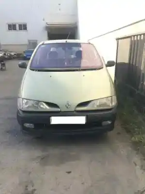 Здавання транспортного засобу RENAULT MEGANE I SCENIC (JA0) F9Q K7 року 1997 потужний F9Q
