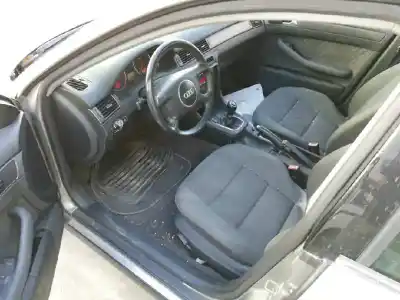 Scrapping Vehicle audi a6 c5 (4b2) 1.8 t of the year 2002 powered awt