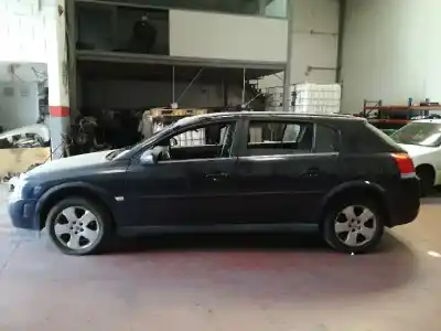 Scrapping Vehicle opel signum fastback (z03) 2.2 dti (f48) of the year 2003 powered y22dtr