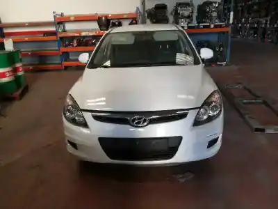 Scrapping Vehicle HYUNDAI I30 (FD) G4FA of the year 2009 powered G4FA