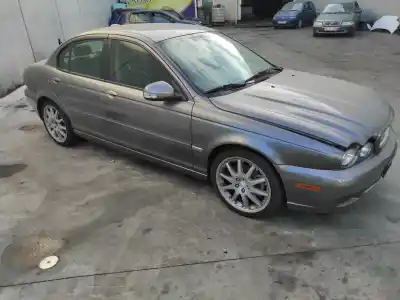 Здавання транспортного засобу jaguar x-type lj46g року 2002 потужний lj46g