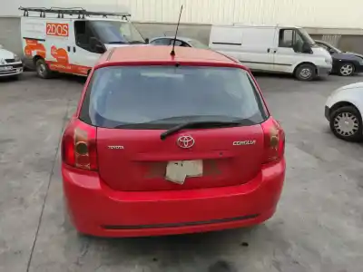 Véhicule à la ferraille toyota corolla (e12) 3zzfe de l'année 2005 alimenté 3zzfe