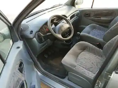 Scrapping Vehicle renault megane i scenic (ja0) k7m of the year 1998 powered k7m
