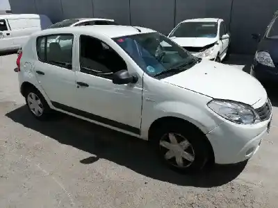 Scrapping Vehicle dacia sandero d4ff7 of the year 2011 powered d4ff7