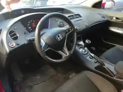 Здавання транспортного засобу honda civic viii hatchback (fn, fk) 1.4 (fk1, fn4) року 2010 потужний l13z1
