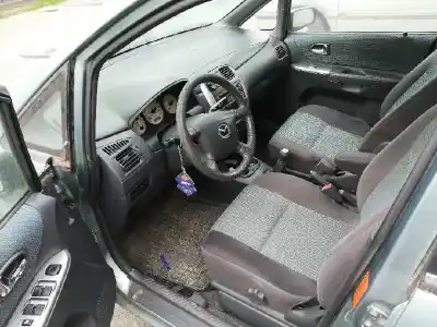 Vehicul casat mazda premacy (cp) d/rf al anului 2002 alimentat rf