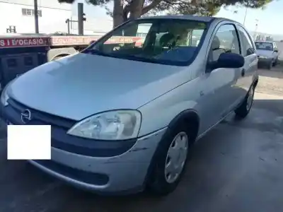 Здавання транспортного засобу OPEL CORSA C (X01) 1.0 (F08, F68) року 2002 потужний Z10XE