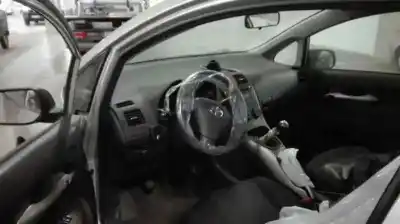 Здавання транспортного засобу toyota auris (_e15_) 1.4 d-4d (nde150_) року 2009 потужний 1nd