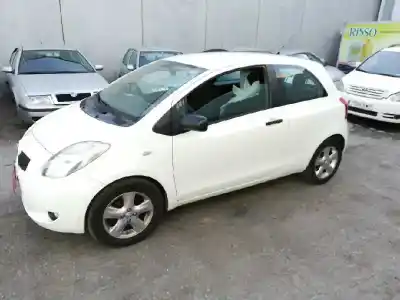 Sloopvoertuig toyota yaris (ksp9/scp9/nlp9) 2sz van het jaar 2008 aangedreven 2sz