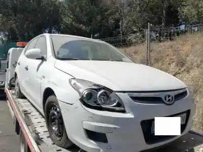 Scrapping Vehicle HYUNDAI I30 (FD) G4FA of the year 2010 powered G4FA