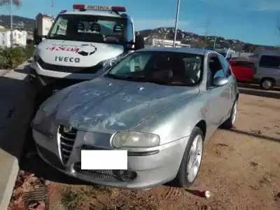 Hurda Aracı alfa romeo 147 (190) ar32104 yılın 2004 güçlü ar32104
