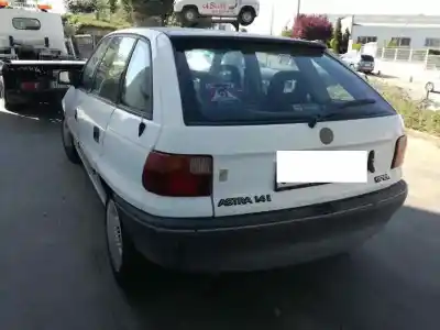 Veículo de Sucata opel                                               astra f berlina                                                                                                                                                                                                                                            g-c14se                                                                                                                                                                                                                                                    do ano 1993 alimentado c14se