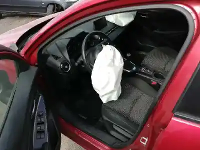 Veículo de Sucata mazda 2 berlina (dj) p5 do ano 2018 alimentado p5