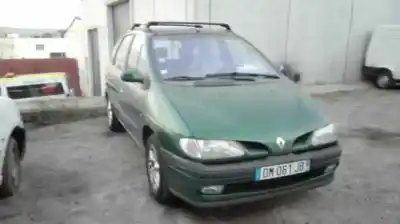 Здавання транспортного засобу RENAULT MEGANE I SCENIC (JA0) F9Q K7 року 1999 потужний F9Q