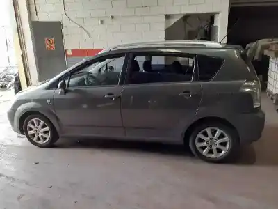 Sloopvoertuig toyota corolla verso (r1) 1cdftv van het jaar 2004 aangedreven 1cdftv