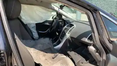 Здавання транспортного засобу opel astra j berlina 5p d-a17dtr року 2010 потужний a17dtr