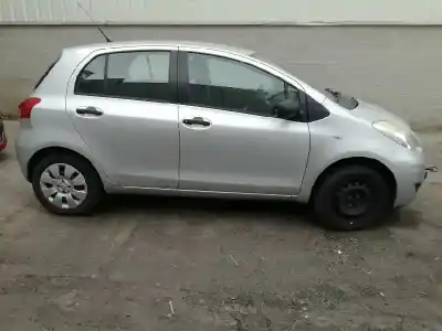 Здавання транспортного засобу toyota yaris (ksp9/scp9/nlp9) 1kr року 2010 потужний 1kr