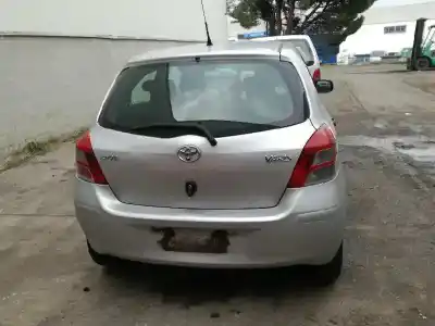 Здавання транспортного засобу toyota yaris (ksp9/scp9/nlp9) 1kr року 2010 потужний 1kr