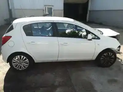 Veicolo di demolizione opel corsa d (s07) 1.4 (l08, l68) dell'anno 2014 alimentato a14xer