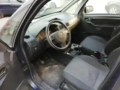 Véhicule à la ferraille opel meriva cosmo de l'année 2006 alimenté z17dth