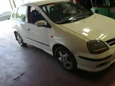 Scrapping Vehicle nissan almera tino (v10m) d-yd22 of the year 2001 powered yd22
