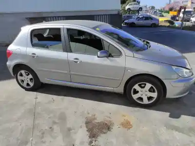 Vehicul casat peugeot 307 (s1) xr clim plus al anului 2004 alimentat 9hy