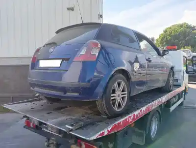 Здавання транспортного засобу fiat stilo (192) 192a1000 року 2004 потужний 192a1000