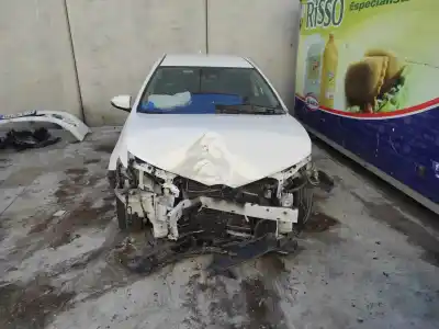 Scrapping Vehicle TOYOTA AURIS (E18) 2ZR of the year 2018 powered 2ZR