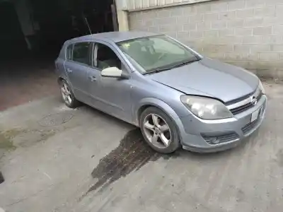 Veicolo di demolizione opel astra h berlina cosmo dell'anno 2006 alimentato z17dth