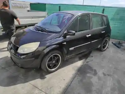 Scrapping Vehicle renault scénic ii (jm0/1_) 1.9 dci (jm0g, jm12, jm1g, jm2c) of the year 2004 powered f9q812