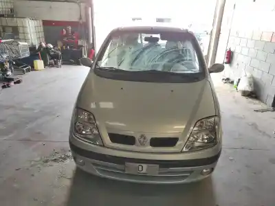 Scrapping Vehicle RENAULT SCENIC I (JA...) F9Q744 of the year 2002 powered F9Q744