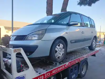 Здавання транспортного засобу RENAULT ESPACE IV (JK0/1_) 1.9 DCI (JK0U) року 2004 потужний F9Q820