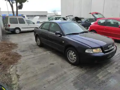 Здавання транспортного засобу audi a4 b5 (8d2) 1.8 року 1999 потужний avv