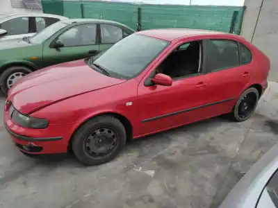 Здавання транспортного засобу seat leon (1m1) azd m.b. року 2002 потужний azd