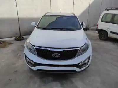 Vehicul casat KIA SPORTAGE III (SL) 1.7 CRDI al anului 2015 alimentat D4FD