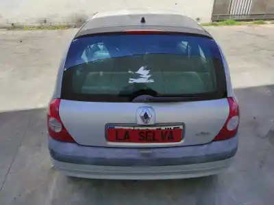 Здавання транспортного засобу renault clio ii fase ii (b/cb0) d7f726 року 2002 потужний d7f726