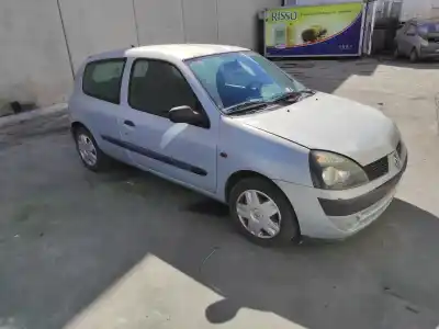 Здавання транспортного засобу renault clio ii fase ii (b/cb0) d7f726 року 2002 потужний d7f726