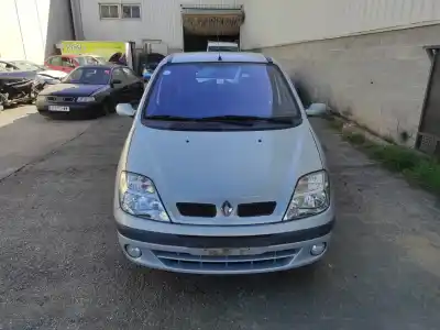 Veículo de Sucata RENAULT SCÉNIC I MONOSPACE (JA0/1_, FA0_) 1.9 DCI (JA05, JA1F) do ano 2000 alimentado F9Q732