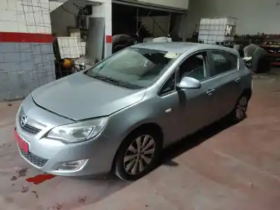 Hurda Aracı opel astra j berlina 5p a16xer yılın 2011 güçlü a16xer