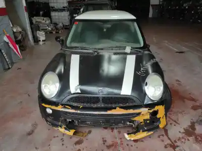 Scrapping Vehicle MINI MINI (R50,R53) G-W10B16A of the year 2002 powered W10B16A