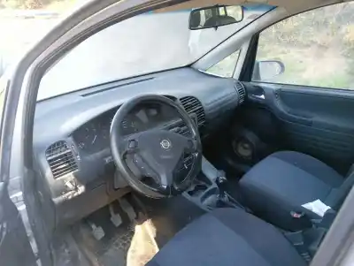 Здавання транспортного засобу opel zafira a y20dth року 1999 потужний y20dth