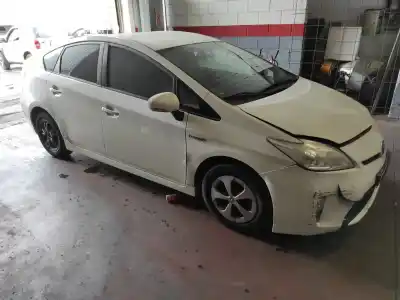 Здавання транспортного засобу toyota prius (_w3_) 1.8 plug-in hybrid (zvw30) року 2012 потужний 2zr