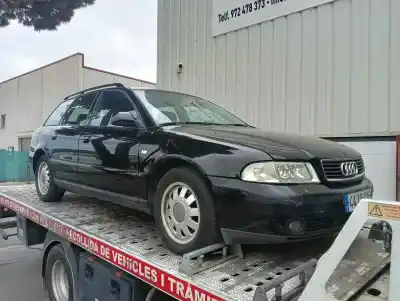 Здавання транспортного засобу AUDI A4 AVANT (B5) AJM року 2001 потужний AJM