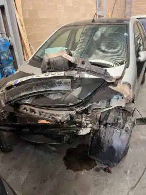 Здавання транспортного засобу smart forfour 639939 року 2005 потужний 639939