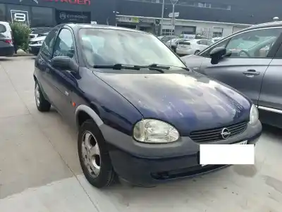 Veicolo di demolizione opel combo (corsa b) x17d/isuzu dell'anno 2000 alimentato x17d