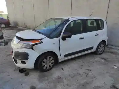 Scrapping Vehicle citroen c3 picasso 9h06 of the year 2011 powered 9h06