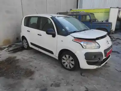 Scrapping Vehicle citroen c3 picasso 9h06 of the year 2011 powered 9h06