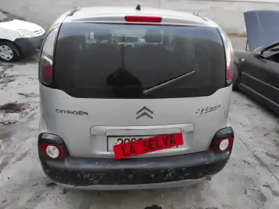 Scrapping Vehicle citroen c3 picasso 9h06 of the year 2011 powered 9h06