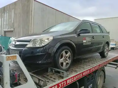 Vehículo de desguace OPEL ASTRA H CARAVAN  del año 2008 con motor Z19DT