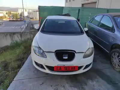 Vehículo de desguace SEAT LEON (1P1)  del año 2008 con motor BXE